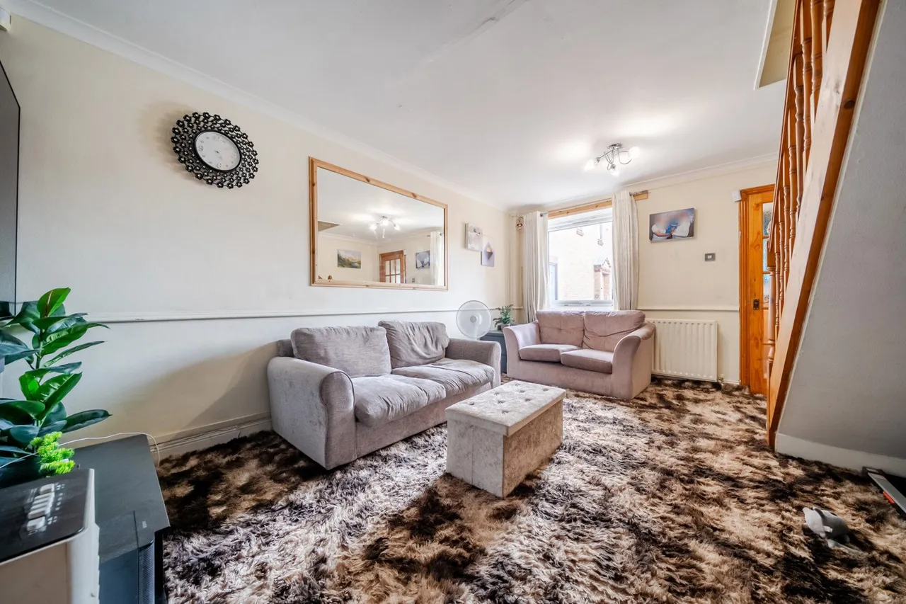 Courtland Grove, SE28, photo 10