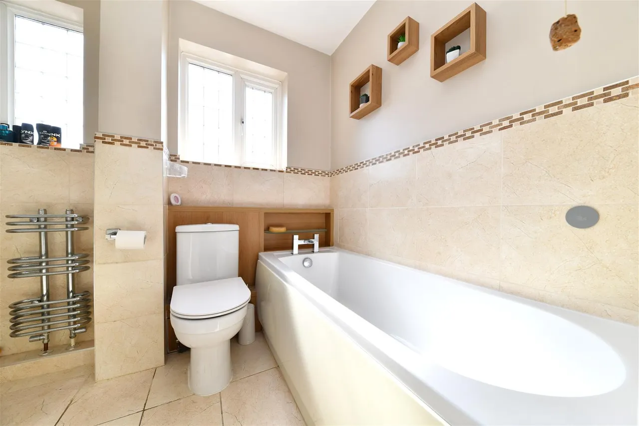 The Hedgerows, Stevenage, SG2 7DQ, photo 8