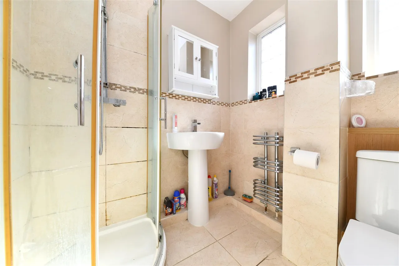 The Hedgerows, Stevenage, SG2 7DQ, photo 15