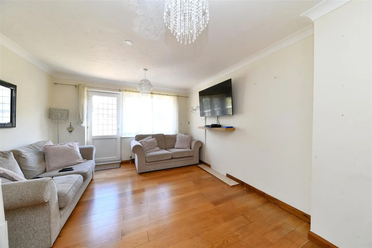 The Hedgerows, Stevenage, SG2 7DQ, photo 11