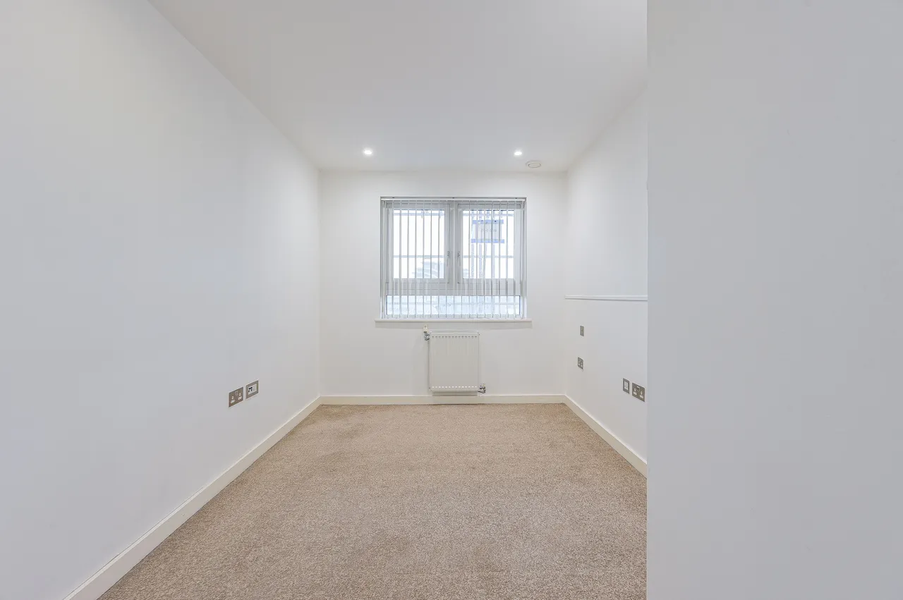 14 Cornmill House, 4 Wharf Street, London, photo 10