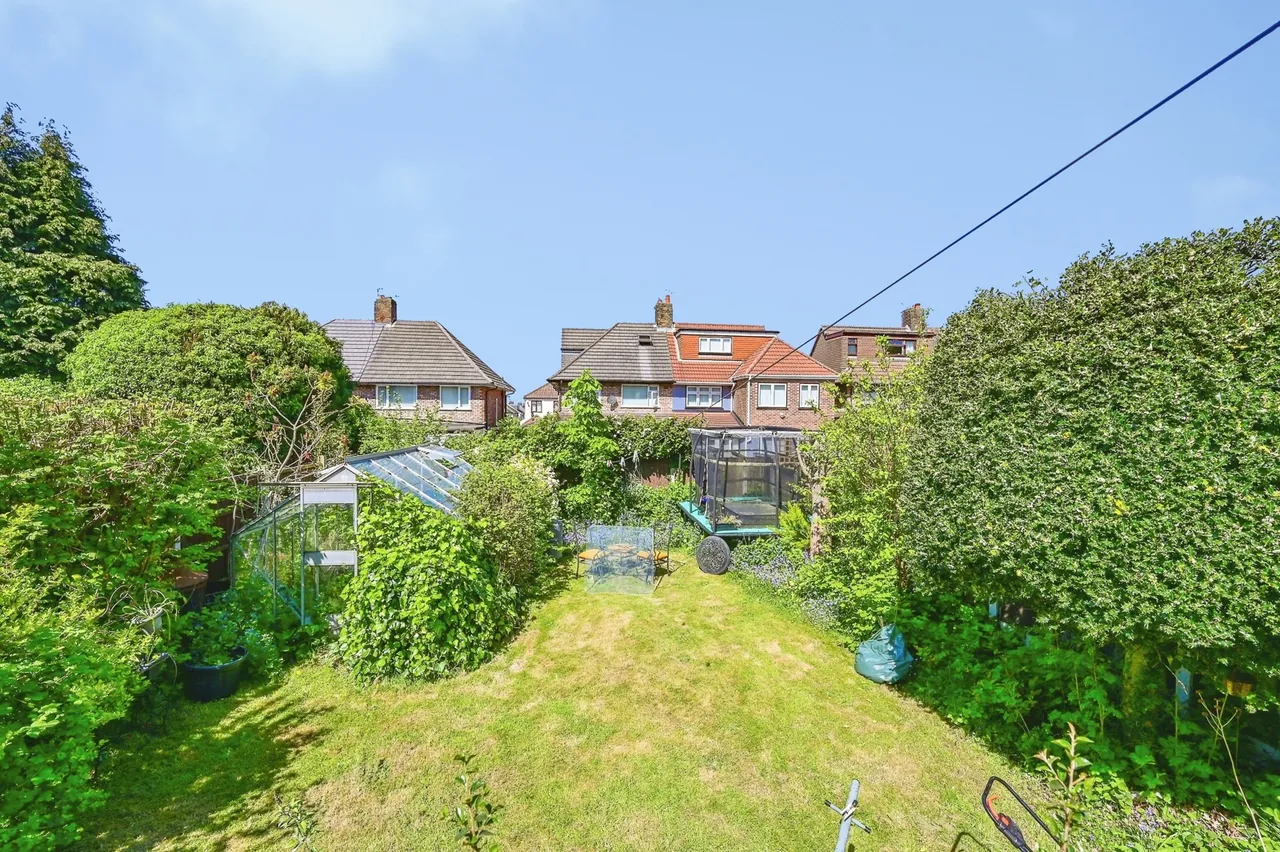 Childwall Valley Road, Liverpool, L16, photo 20