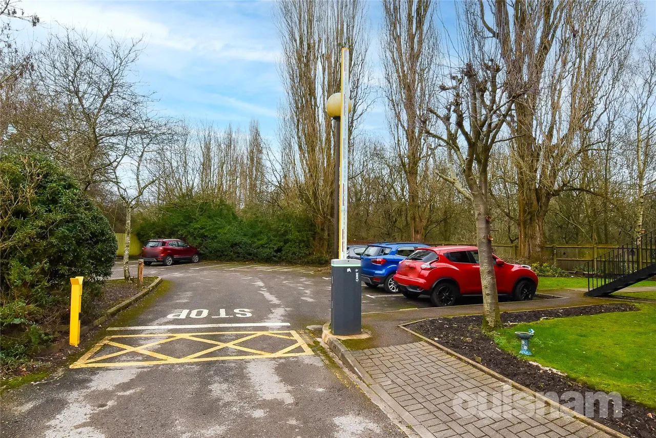Haunch Lane, Kings Heath, Birmingham, West Midlands, B13 0PN, photo 11