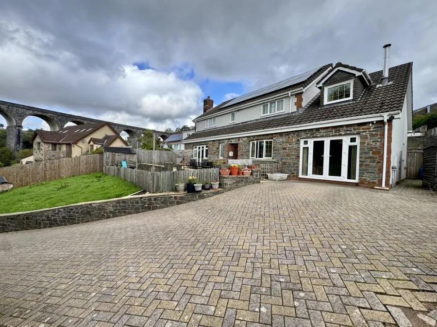 Taff Fawr Close, Cefn Coed, CF48, photo 35