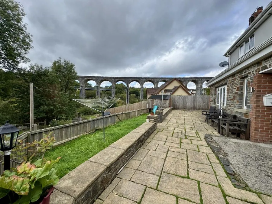 Taff Fawr Close, Cefn Coed, CF48, photo 32