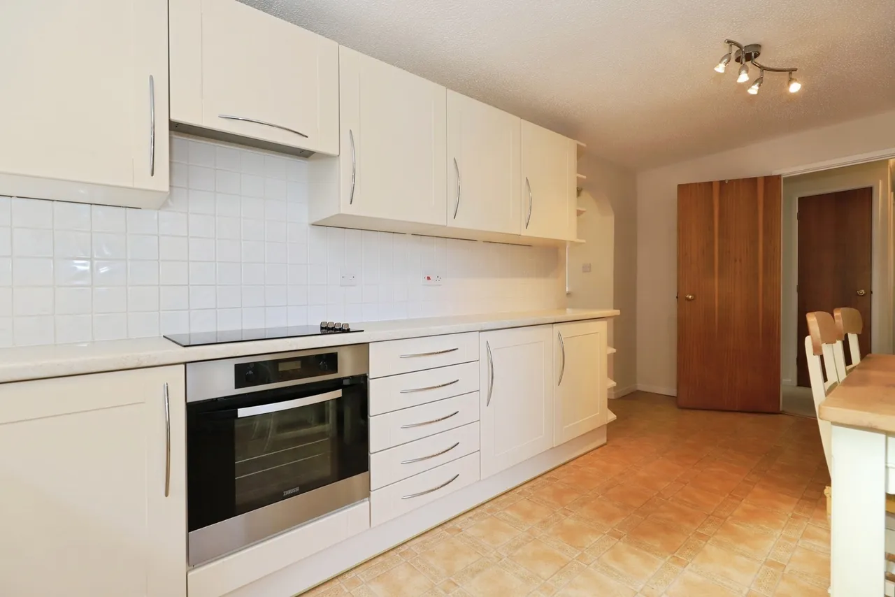 Court Close, Kidderminster, DY11, photo 7
