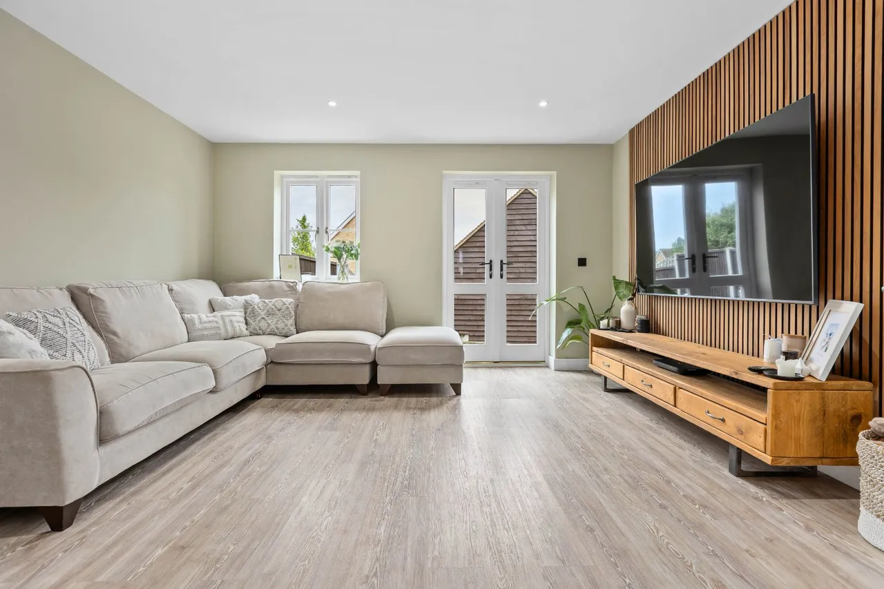 High Street, Walkern, SG2, photo 3