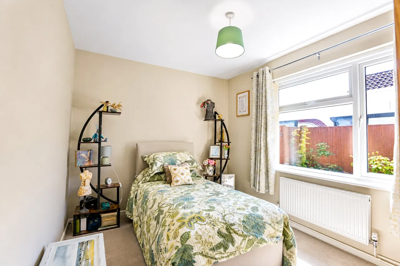 Catherine Crescent, Downton, Salisbury, Wiltshire, SP5 3NR, photo 11