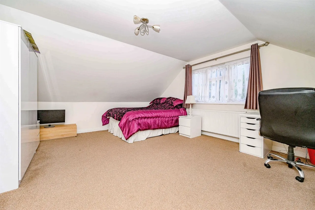 St. Albans Road, Watford, WD25, photo 14