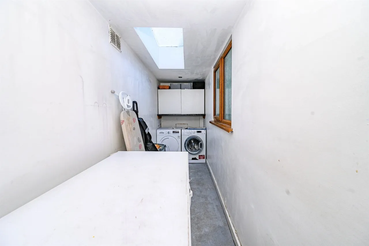 St. Albans Road, Watford, WD25, photo 13