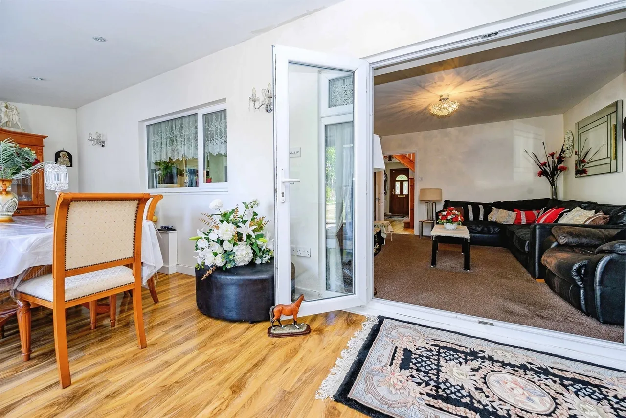 St. Albans Road, Watford, WD25, photo 12