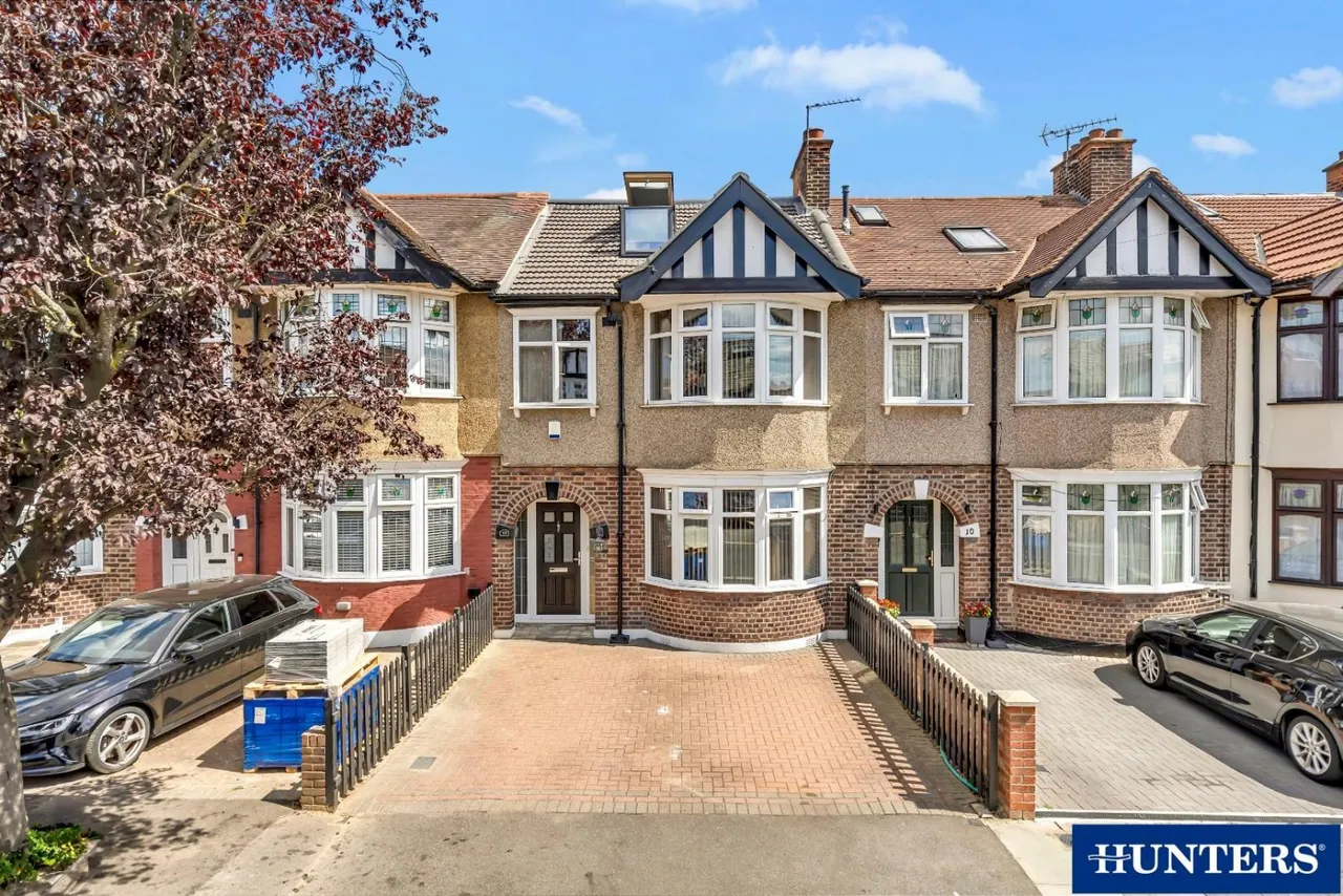 Galsworthy Avenue, Chadwell Heath, RM6, photo 25