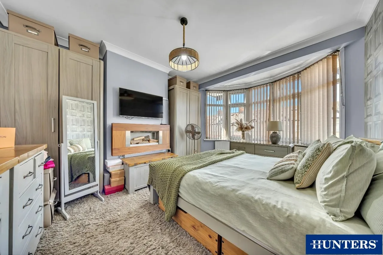 Galsworthy Avenue, Chadwell Heath, RM6, photo 12