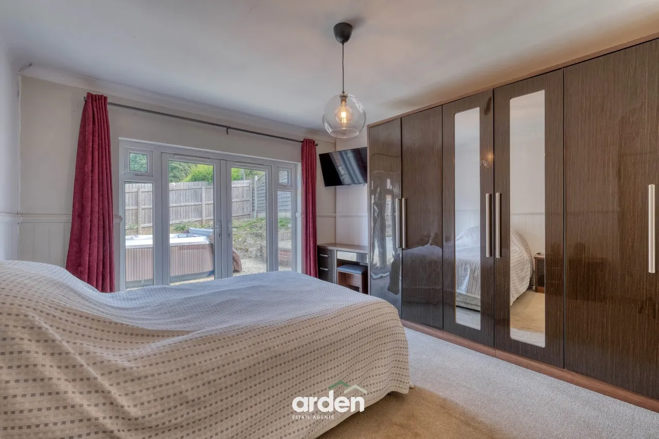 Valley Road, Earlswood, B94, photo 10