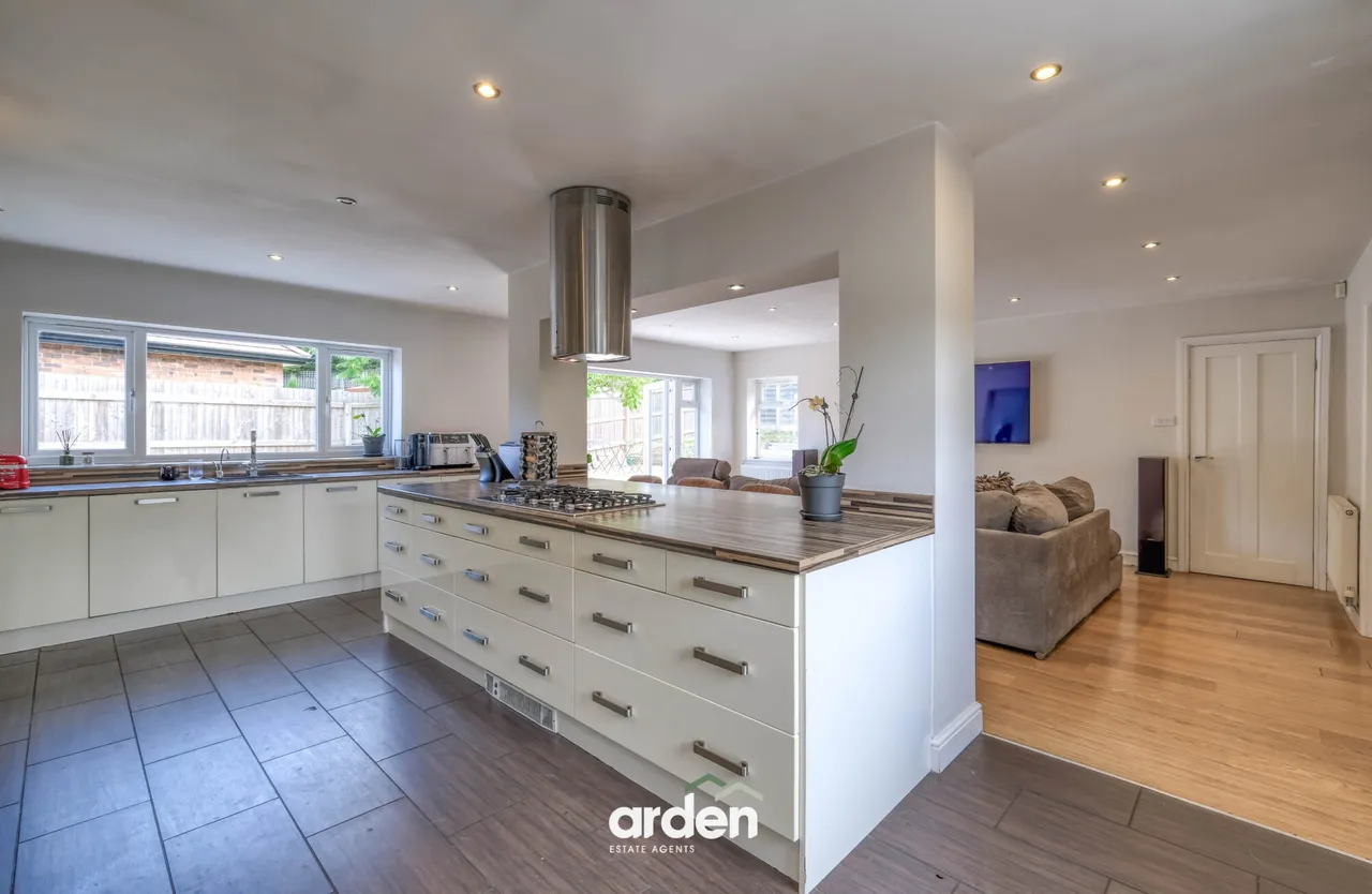 Valley Road, Earlswood, B94, photo 4