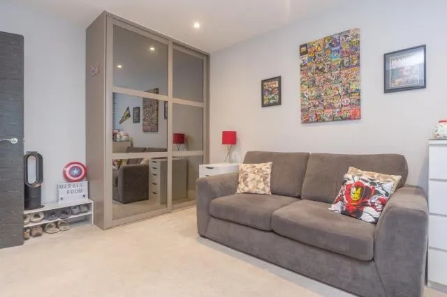 Kings Road, Fleet, GU51, photo 7
