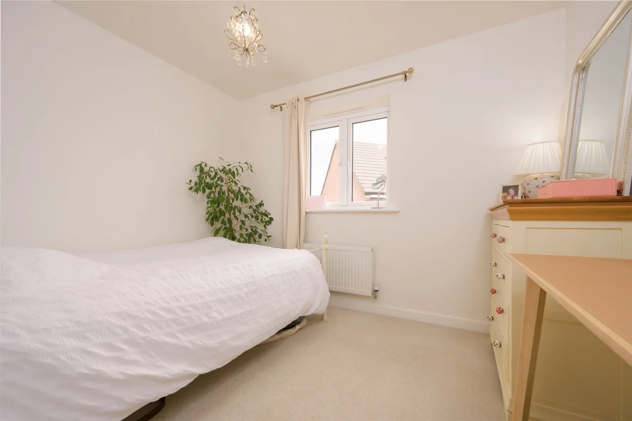 Dunlin Drive, Kettering, NN14, photo 10