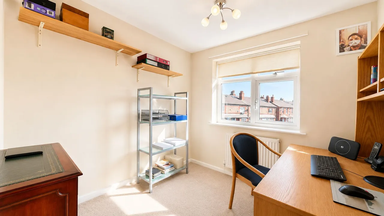 Egerton Road, Hale, WA15, photo 14