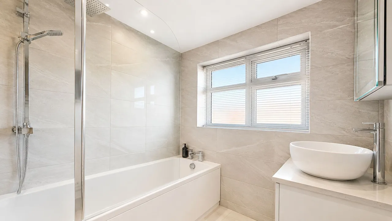 Egerton Road, Hale, WA15, photo 13