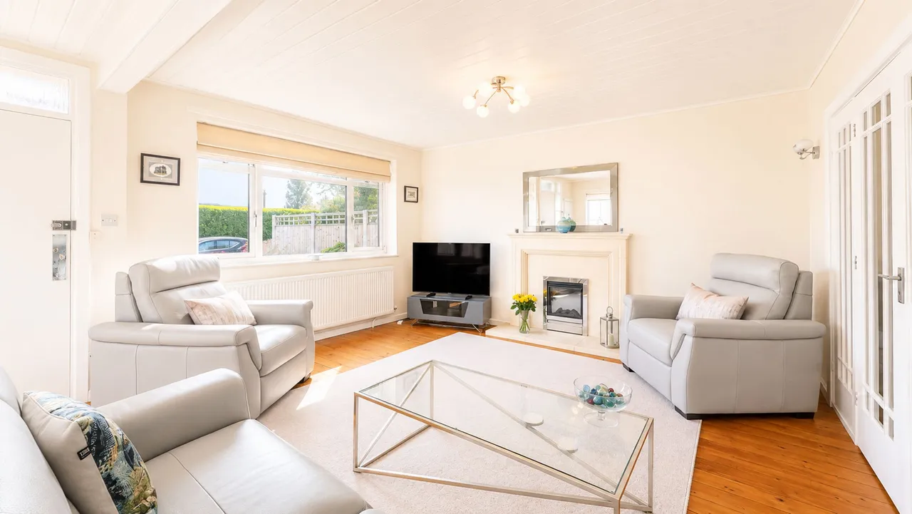 Egerton Road, Hale, WA15, photo 4