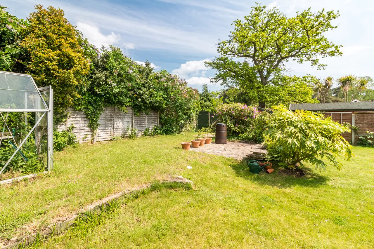 9 Lions Wood, St. Leonards, Ringwood, Ringwood, BH24 2LU, photo 15