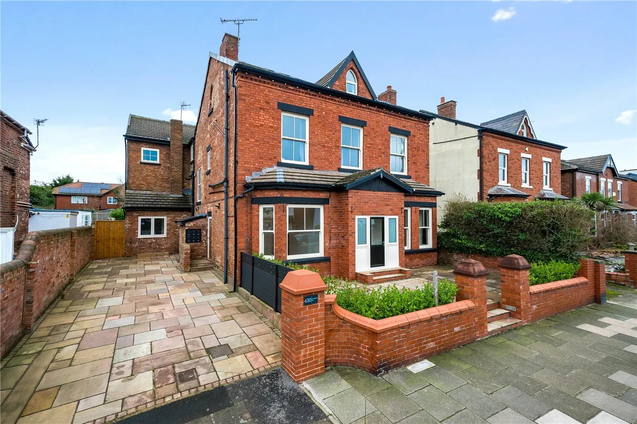 2 bed flat for sale, Liverpool Road, Southport, PR8