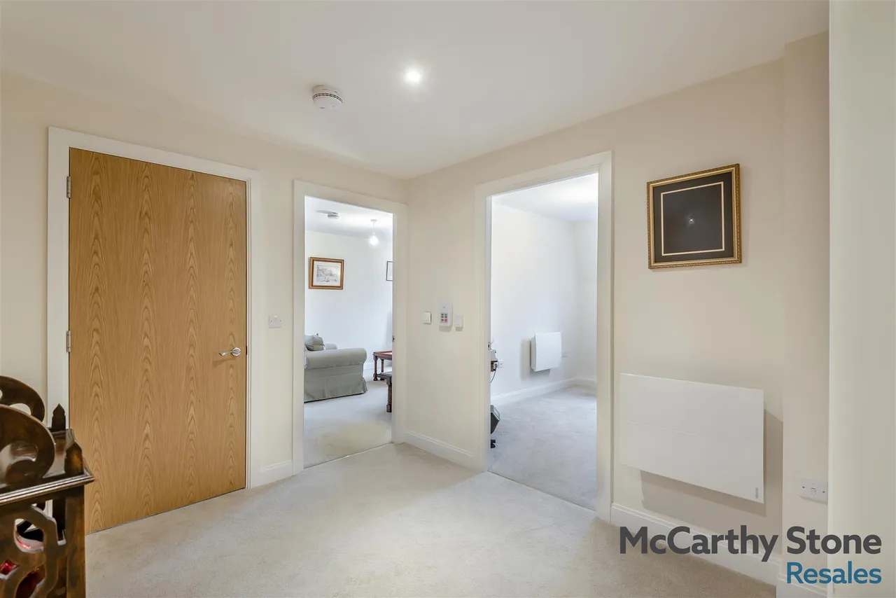 Berneslai Close, Barnsley, S70, photo 10