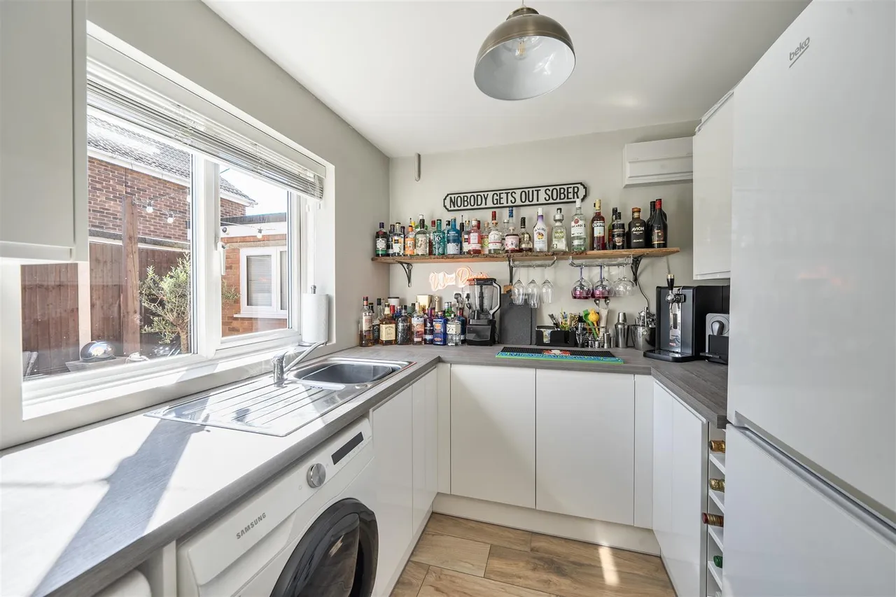 Brick Kiln Road, Stevenage, Herts, SG1 2NH, photo 9