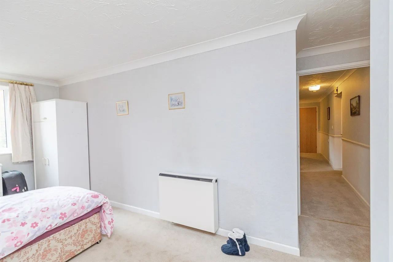 Lawnsmead Gardens, Newport Pagnell, MK16, photo 10