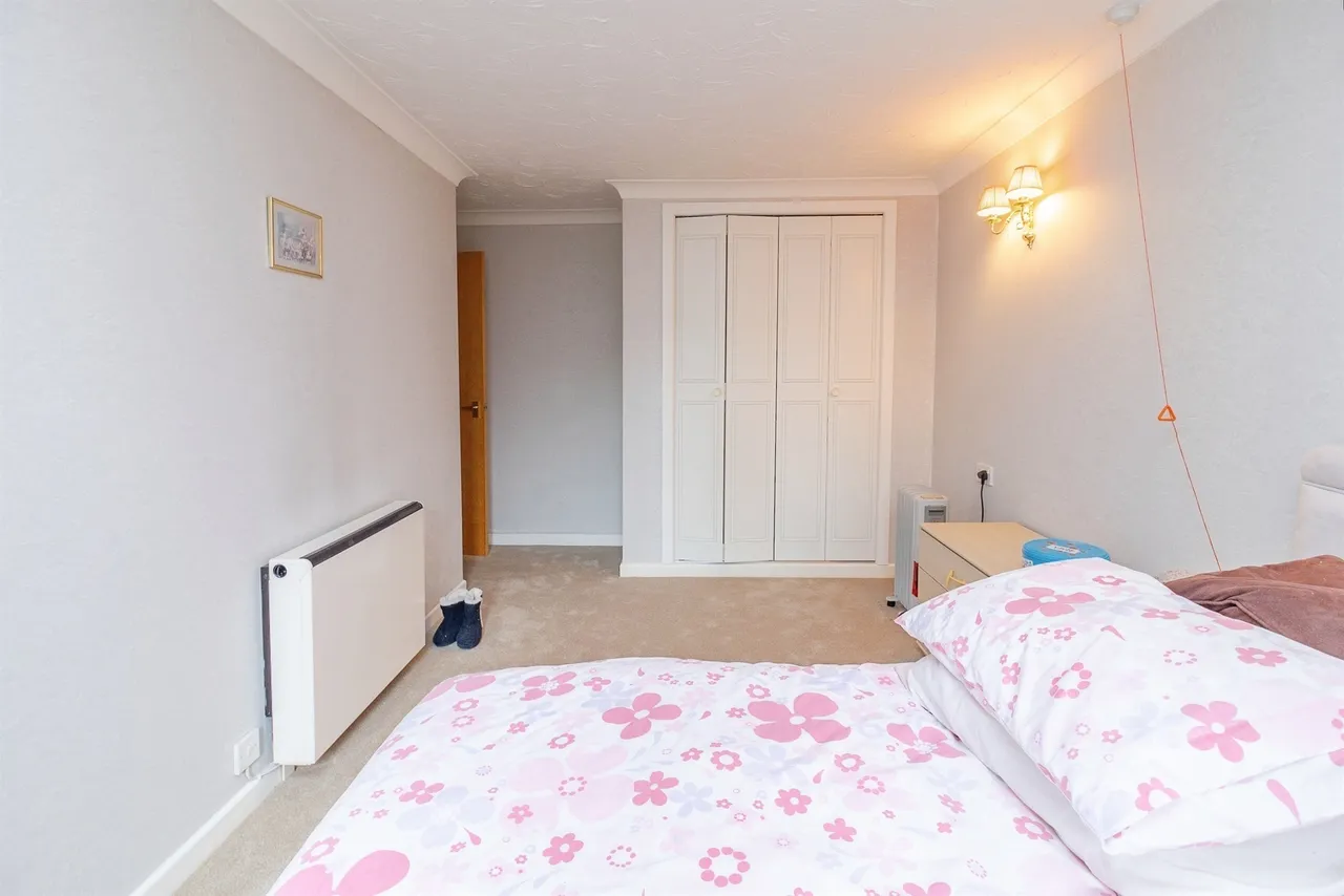 Lawnsmead Gardens, Newport Pagnell, MK16, photo 5