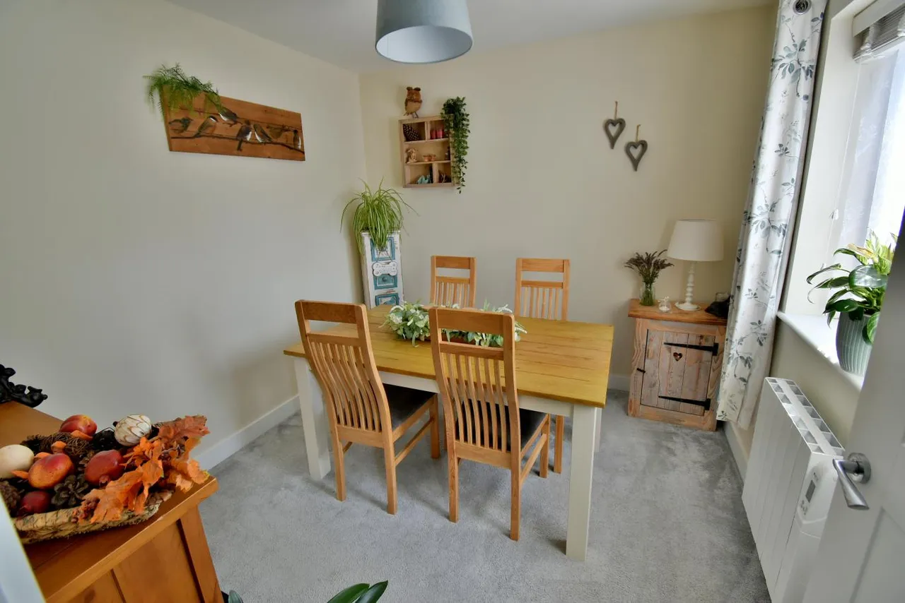 Park Avenue, BH10, photo 8