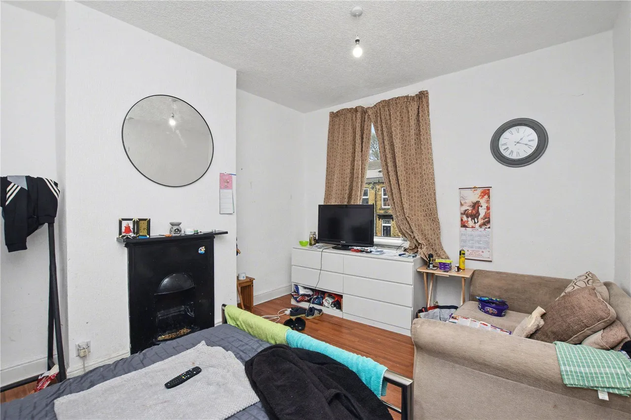 School Street, Pudsey, LS28, photo 5
