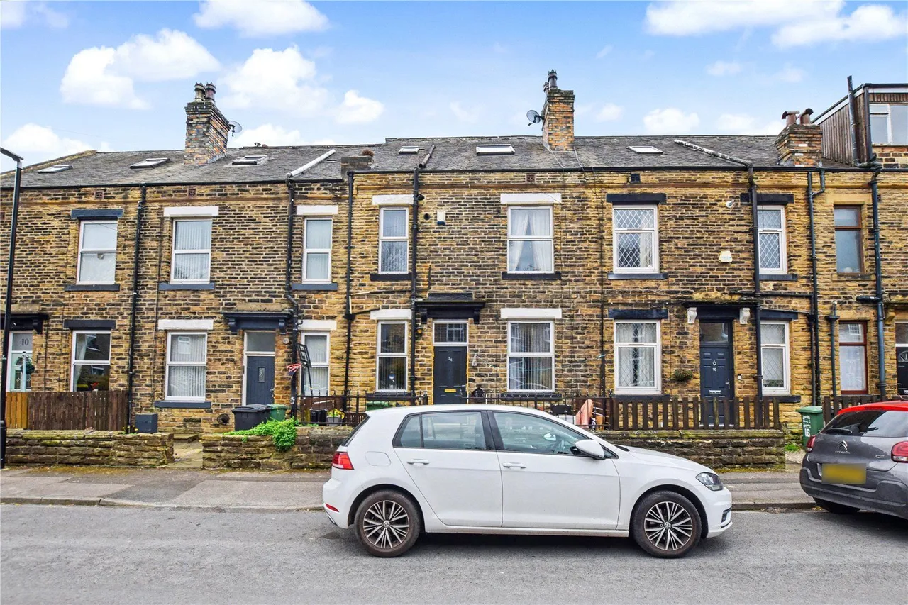 School Street, Pudsey, LS28, photo 10