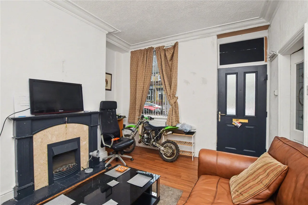 School Street, Pudsey, LS28, photo 2
