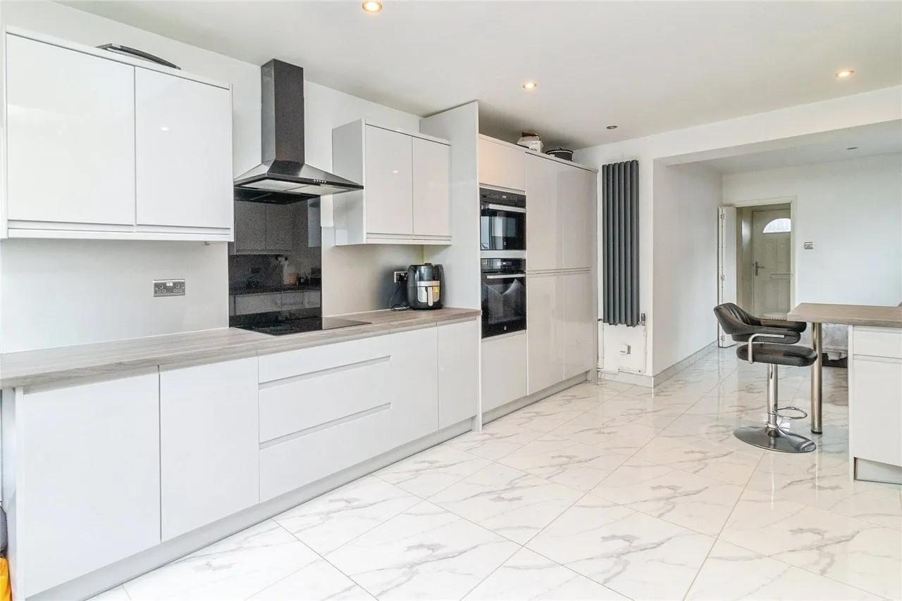Toddington Road, Tebworth, Leighton Buzzard, Bedfordshire, LU7, photo 7
