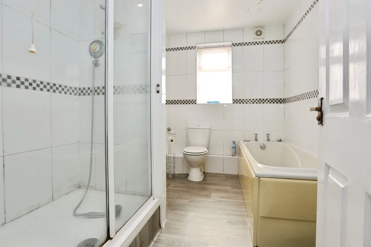 Whitworth Crescent, Southampton, SO18, photo 23