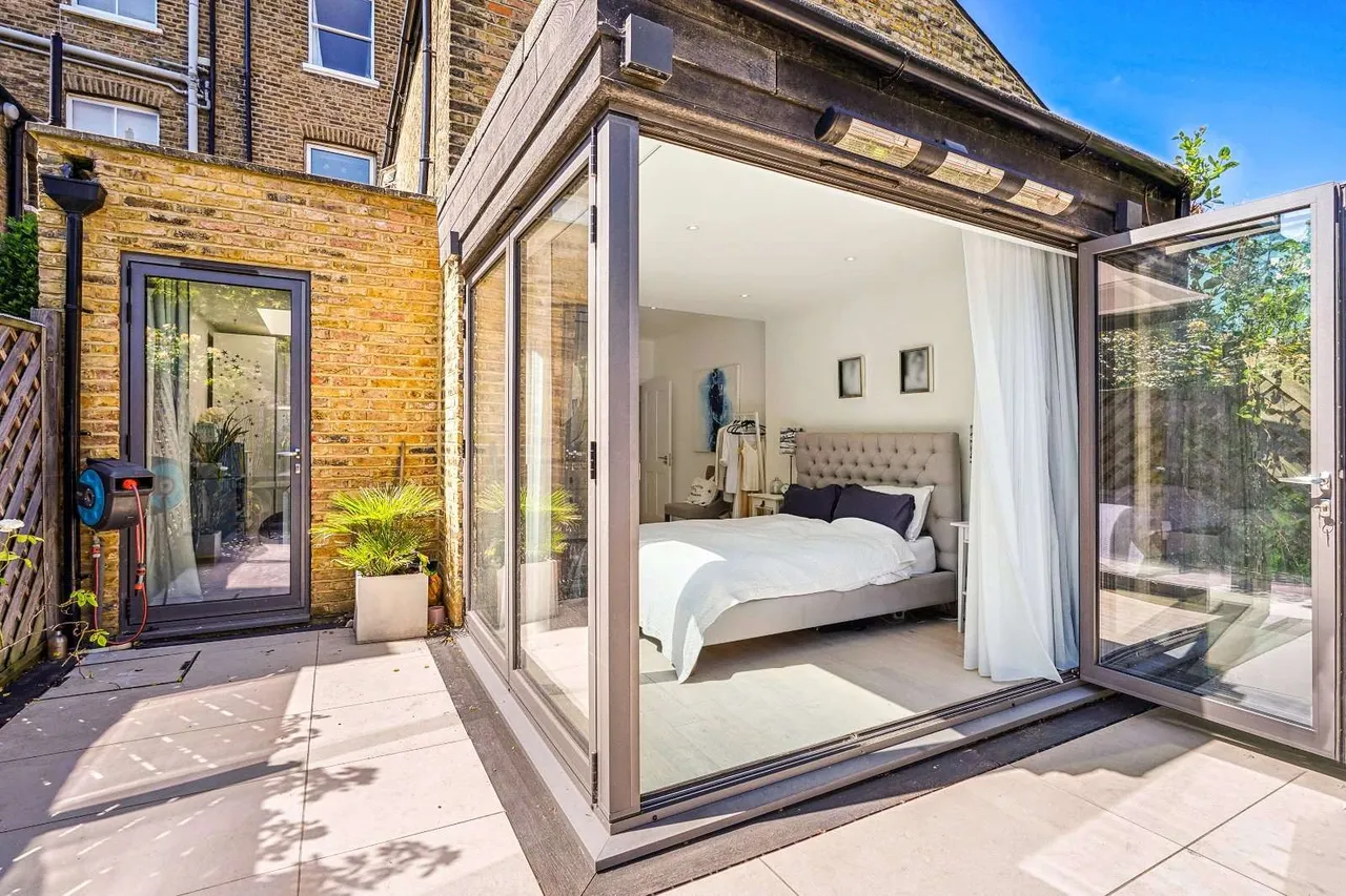 Bromfelde Road, London, SW4 6PP, photo 6