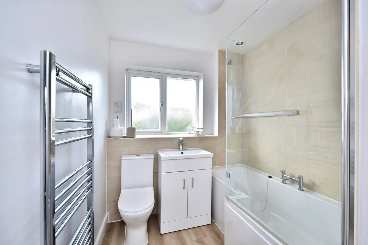 Peverel Drive, Bearsted, ME14, photo 9