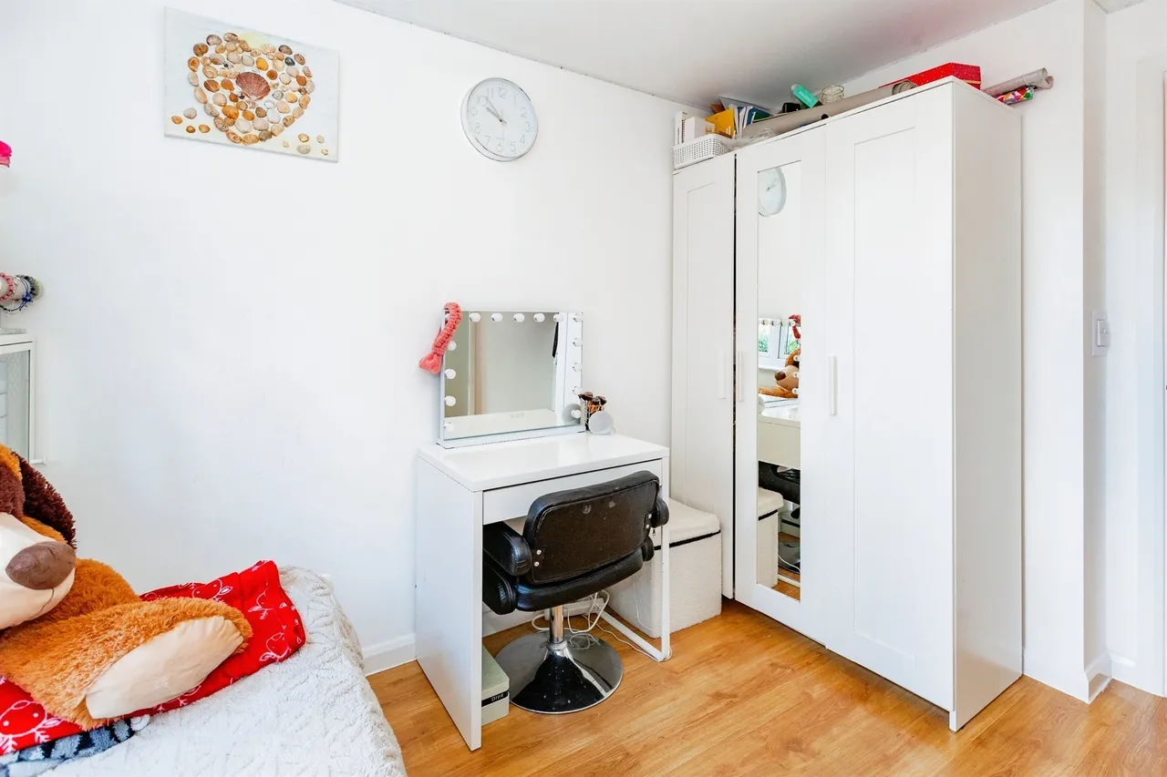 Mill Street, Slough, SL2, photo 9
