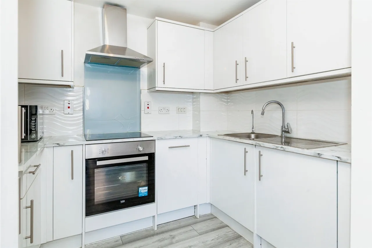 Mill Street, Slough, SL2, photo 4