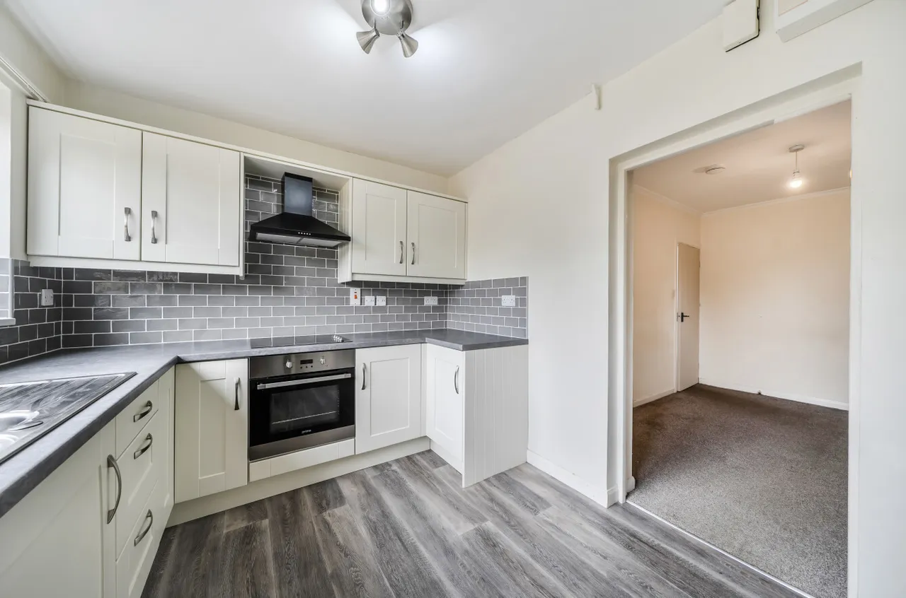 Bridge Street, Caersws, photo 3