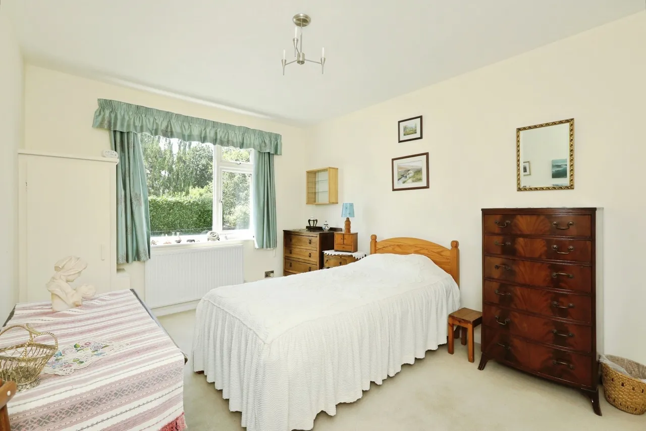 Button Hill, Sheffield, S11, photo 13