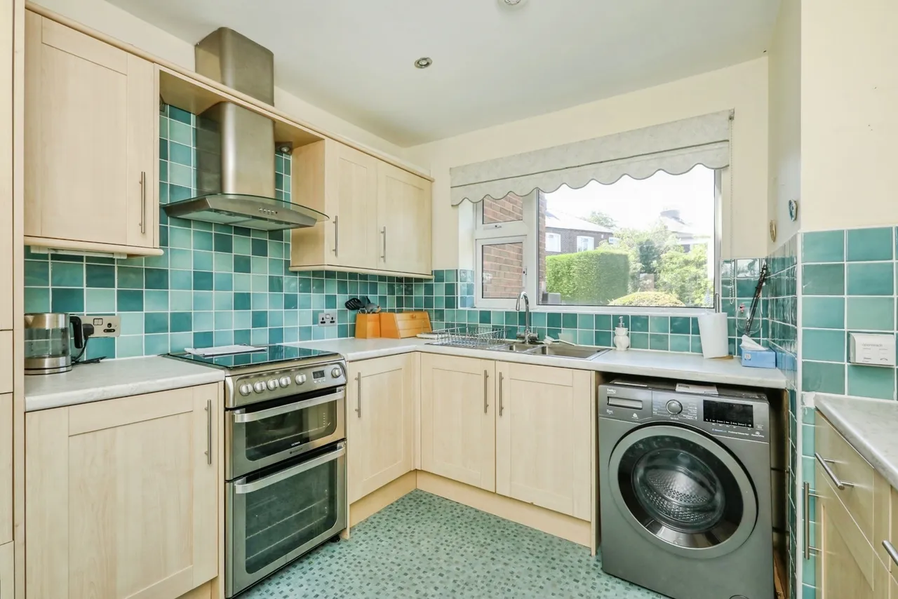 Button Hill, Sheffield, S11, photo 7