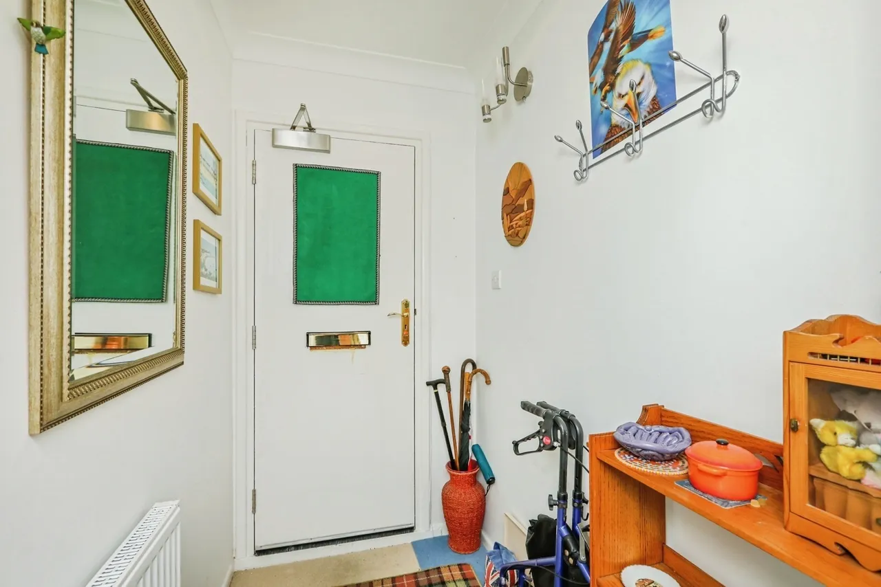 Button Hill, Sheffield, S11, photo 9