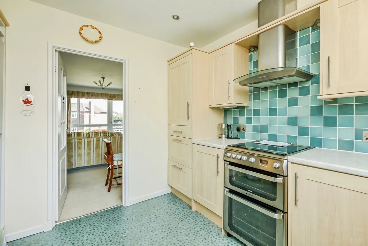 Button Hill, Sheffield, S11, photo 8