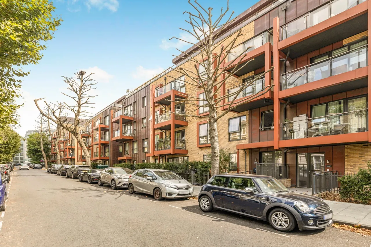 Tollgate Gardens, Kilburn Park, NW6, photo 9