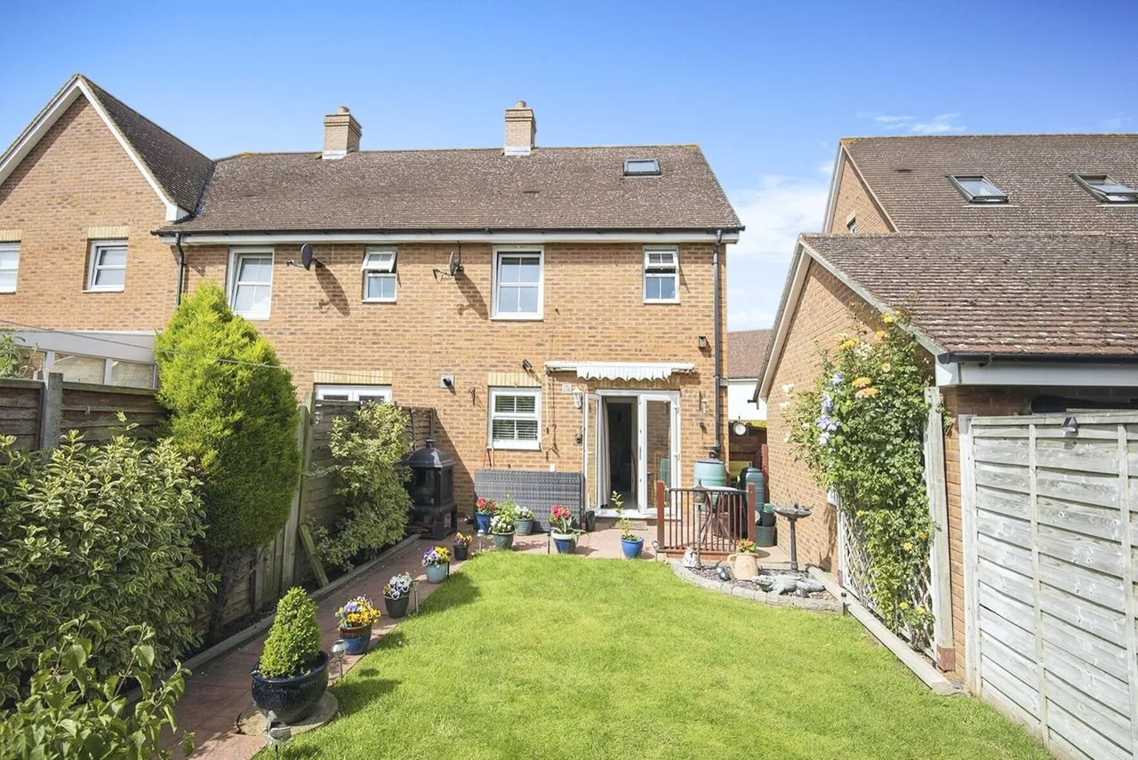 Bluebell Drive, Sittingbourne, ME10, photo 15