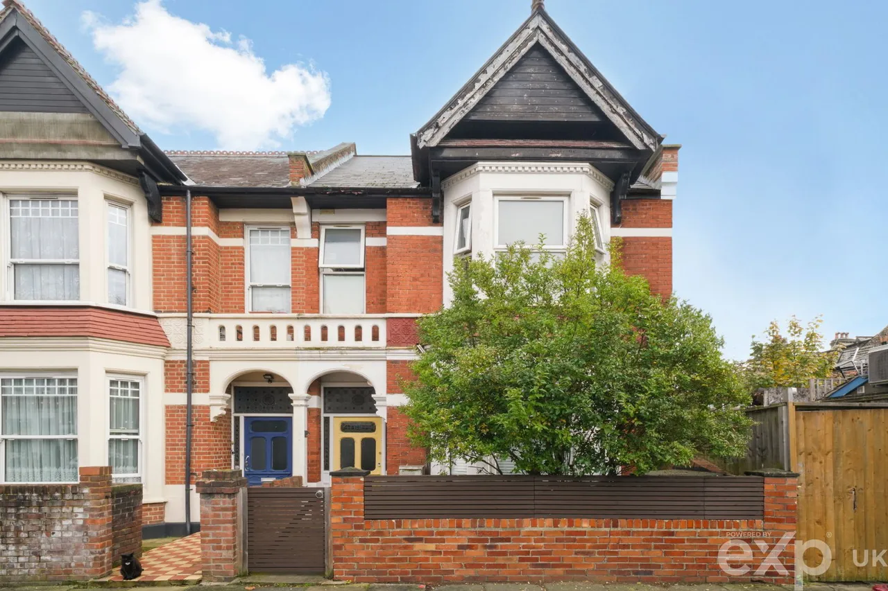 Sellons Avenue, Harlesden, London, NW10 4HL, photo 4