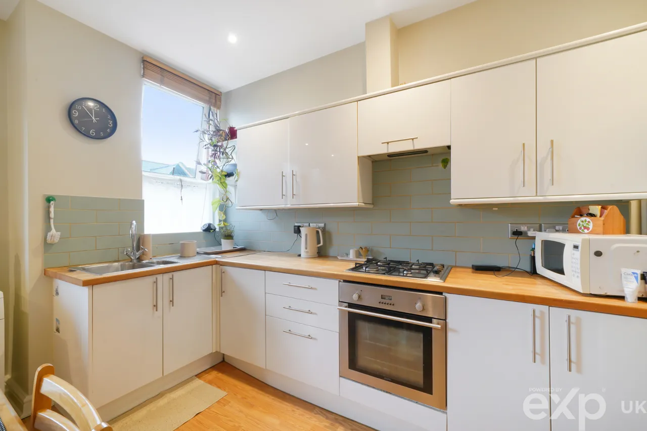Sellons Avenue, Harlesden, London, NW10 4HL, photo 2