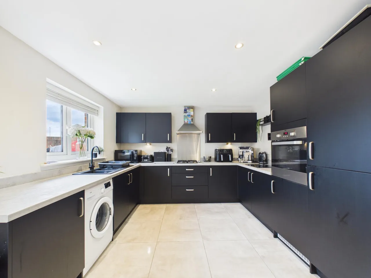 Hoelion Grove, Newport, NP10, photo 11